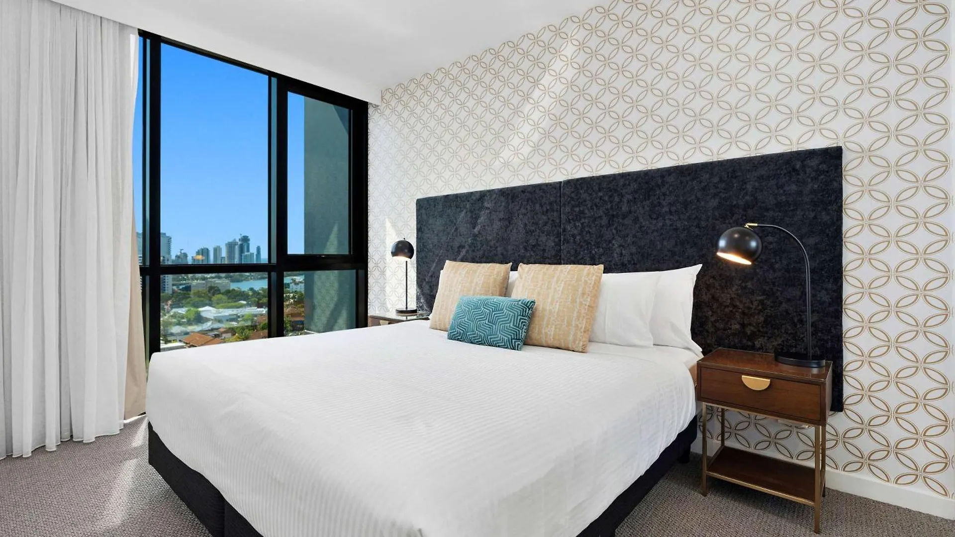Tryp By Wyndham Southport Gold Coast Hotel Apartments
