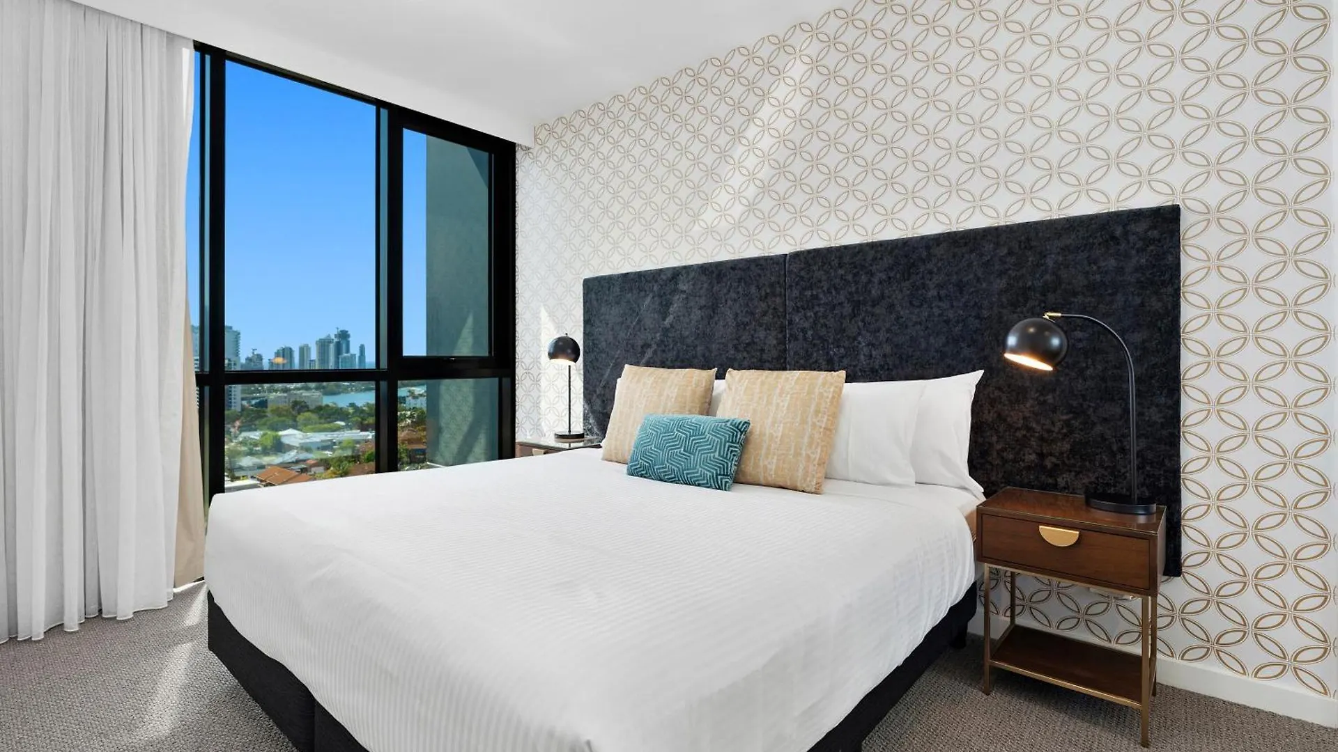 Tryp By Wyndham Southport Gold Coast Hotel Apartments