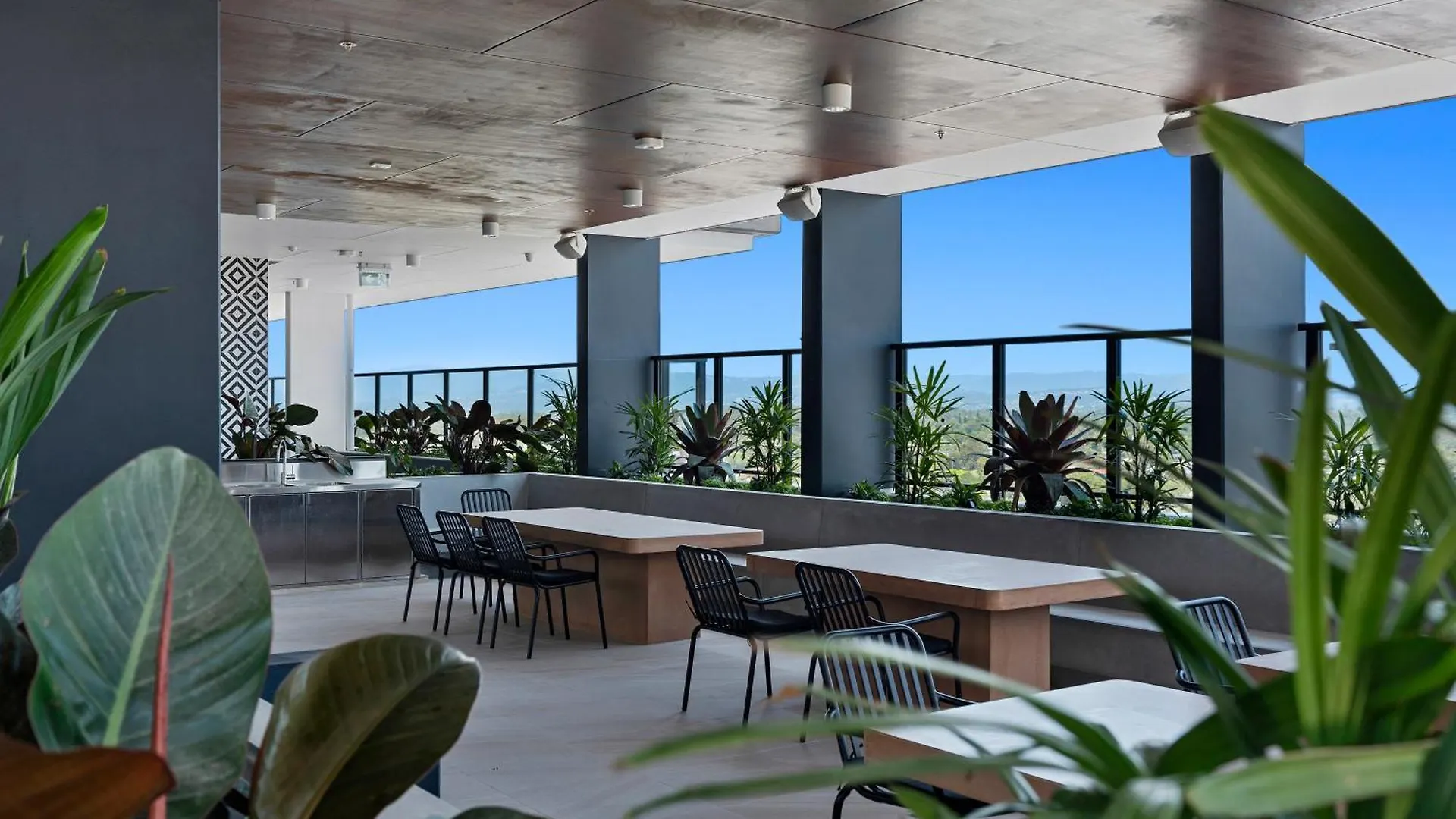 Tryp By Wyndham Southport Gold Coast Hotel Apartments